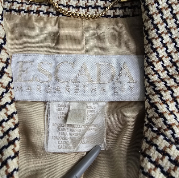 Escada Vintage 90s Wool Cashmere Blend Notch Lapel Blazer - Picture 6 of 16